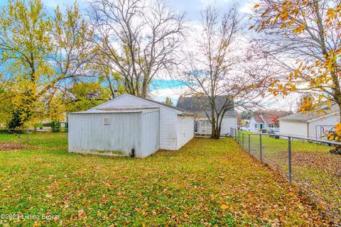 103 E Grundy Ave, Springfield, KY 40069 photo 41