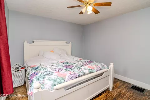 103 E Grundy Ave, Springfield, KY 40069 photo 20