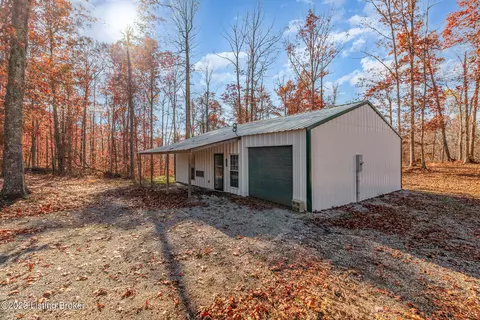 151 E Wall Pike Pike, Buffalo, KY 42716 photo 4