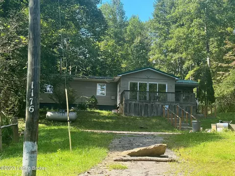 1176 Dials Branch Blvd, Hardy, KY 41531