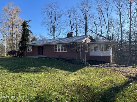 1340 Lockard St, Madison, IN 47250 photo 2
