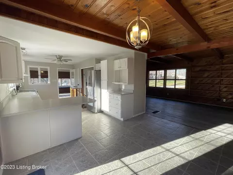 1340 Lockard St, Madison, IN 47250 photo 8