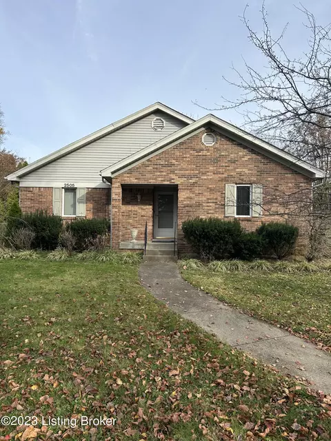 2505 Stony Brook Dr, Louisville, KY 40220