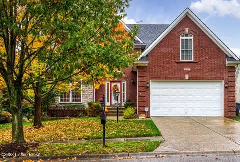 13702 Lake Spring Dr, Louisville, KY 40299