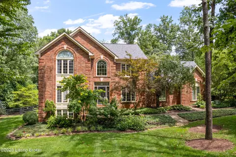 7407 Cambridge Dr, Crestwood, KY 40014