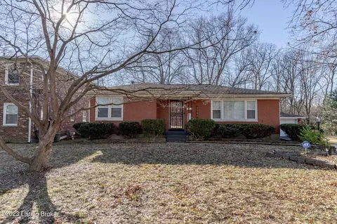 2206 Auburn Dr, Louisville, KY 40216