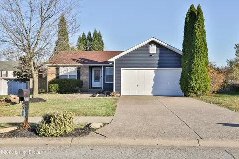 1208 Cedar Springs Pkwy, La Grange, KY 40031