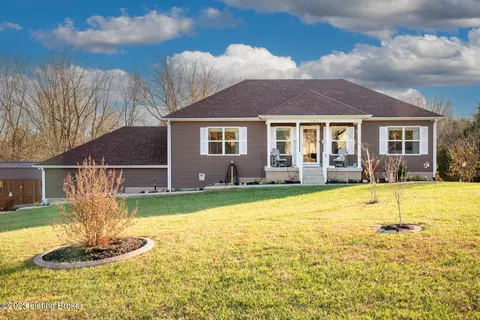 106 Cherokee Ct, Taylorsville, KY 40071