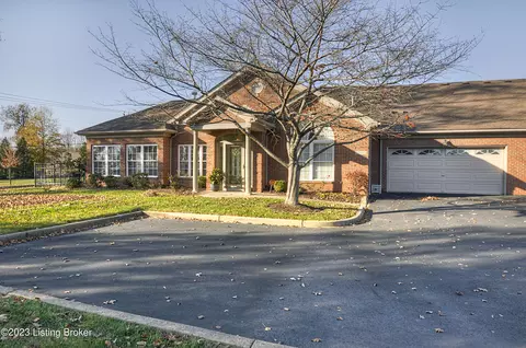 10601 Waterloo Way, Louisville, KY 40223