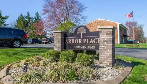 6520 Six Mile Ln #3, Louisville, KY 40218