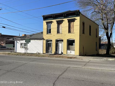 701 703 West St, Madison, IN 47250