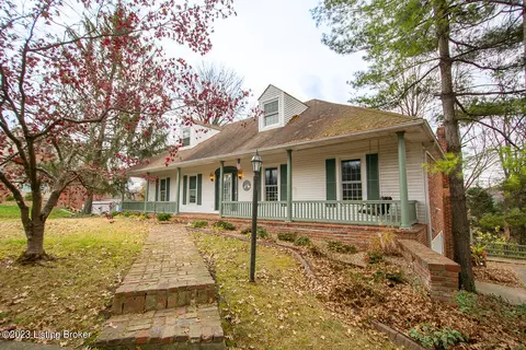 231 Edgewood Ct, Bardstown, KY 40004