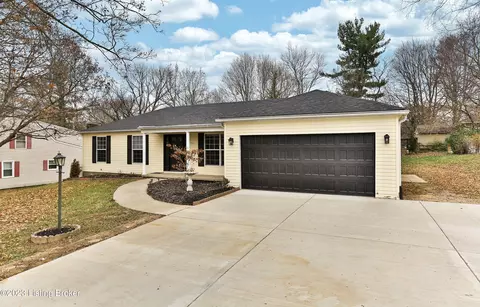 54 Chenault Dr, Finchville, KY 40022
