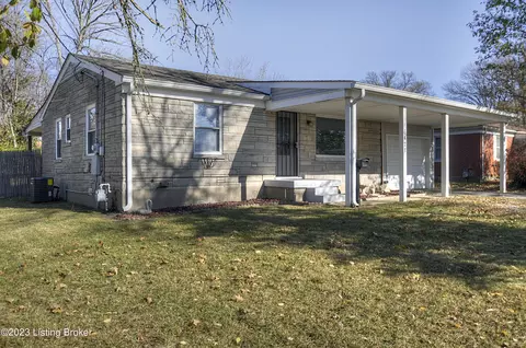6421 South Dr, Louisville, KY 40272