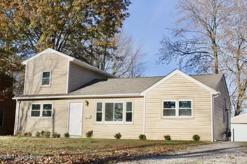 6907 John Adams Way, Louisville, KY 40272