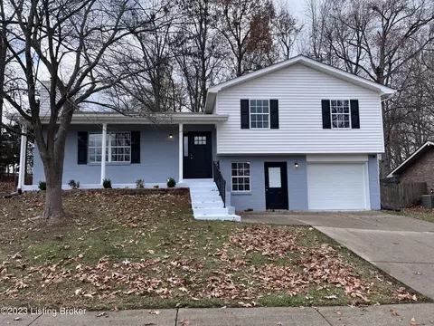 118 Joy Ct, Radcliff, KY 40160