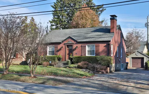 423 Cannons Ln, Louisville, KY 40207