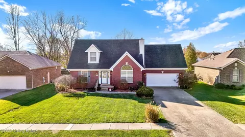 445 Spring House Ln, Louisville, KY 40229