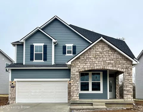 4616 Golden Eagle Dr, Louisville, KY 40245