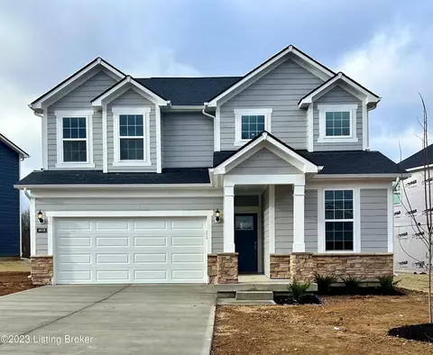 4618 Golden Eagle Dr, Louisville, KY 40245