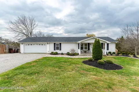 956 Webb Ln, Bedford, KY 40006