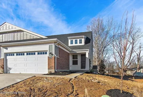 10039 Windcrest Farms Ln #25B, Louisville, KY 40291