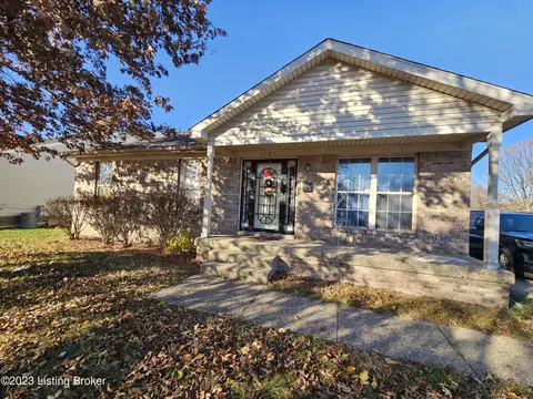 1701 Colsterworth Ln, Louisville, KY 40215