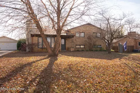 1118 Farman Ct, Louisville, KY 40219