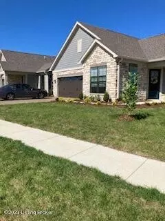1801 Dressage Cir, Louisville, KY 40245