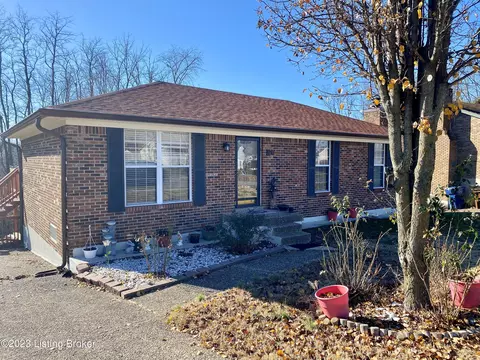 7216 Ridge Creek Rd, Louisville, KY 40291