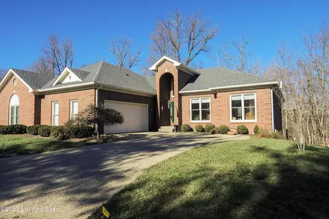 10127 Cave Creek Rd, Louisville, KY 40223