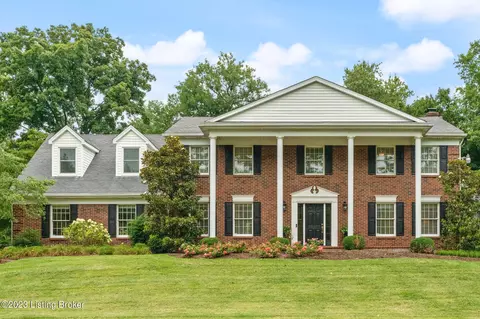 1535 Schuff Ln, Louisville, KY 40205