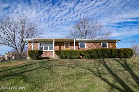 601 Stephen St, Vine Grove, KY 40175