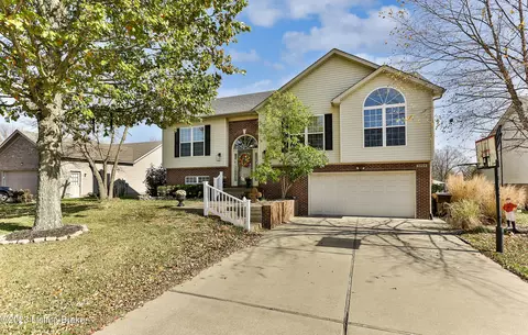 3264 Bluegrass Dr, Shelbyville, KY 40065