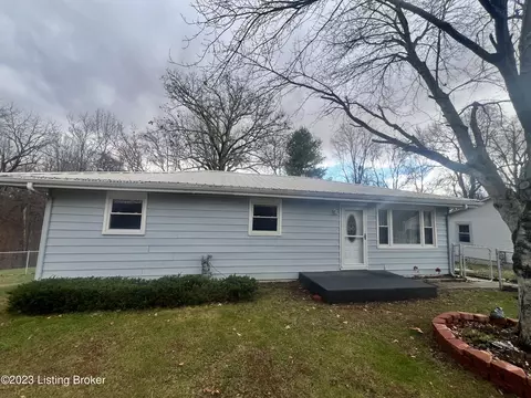 262 E Spring St, Radcliff, KY 40160 photo 1