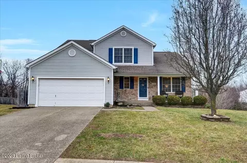 2000 Cherry Ridge Ct, La Grange, KY 40031