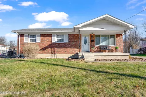 10821 Milwaukee Way, Louisville, KY 40272
