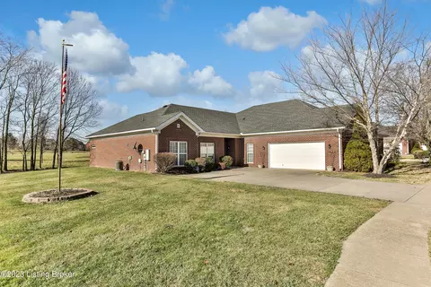 441 Turnberry Ln, Shelbyville, KY 40065