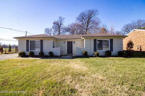 5100 Windy Willow Dr, Louisville, KY 40241
