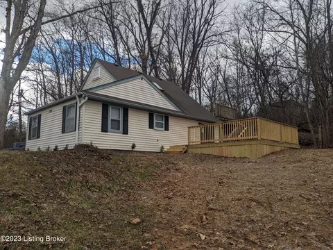 3101 Blevins Gap Rd, Louisville, KY 40272