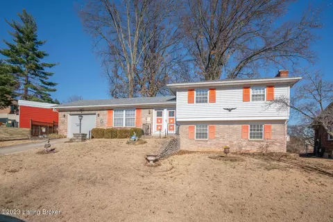 2213 Pikes Peak Blvd, Louisville, KY 40214