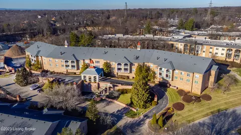 5701 Coach Gate Wynde #44, Louisville, KY 40207