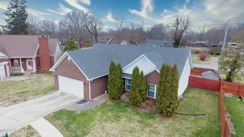 6300 Labor Ln, Louisville, KY 40291