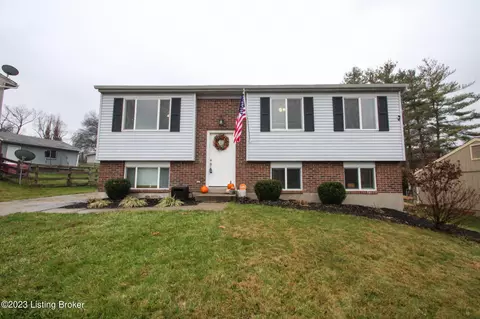 7404 Sideoats Dr, Crestwood, KY 40014