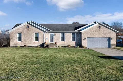 12331 Spring Meadow Dr, Louisville, KY 40229