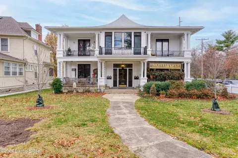 102 Crescent Ct #4, Louisville, KY 40206