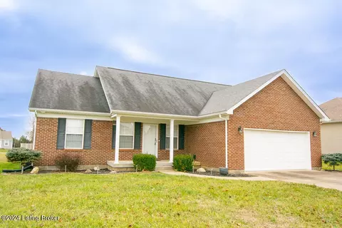303 Eagle Feather St, Mount Washington, KY 40047