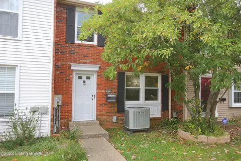 12524 Brothers Ave, Louisville, KY 40243