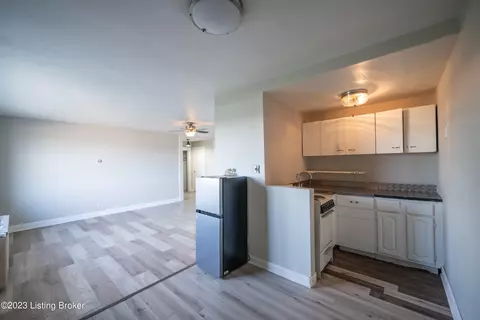 3320 Bardstown Rd #102, Louisville, KY 40218