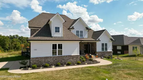 1701 Meremont Ridge Rd, Louisville, KY 40245